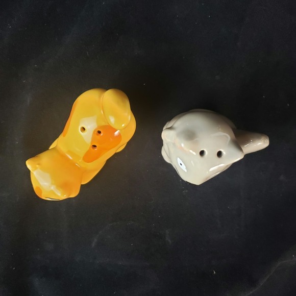 Figural Cat Salt and Pepper Shakers Gray Cat Yellow Striped Cat - Picture 2 of 10